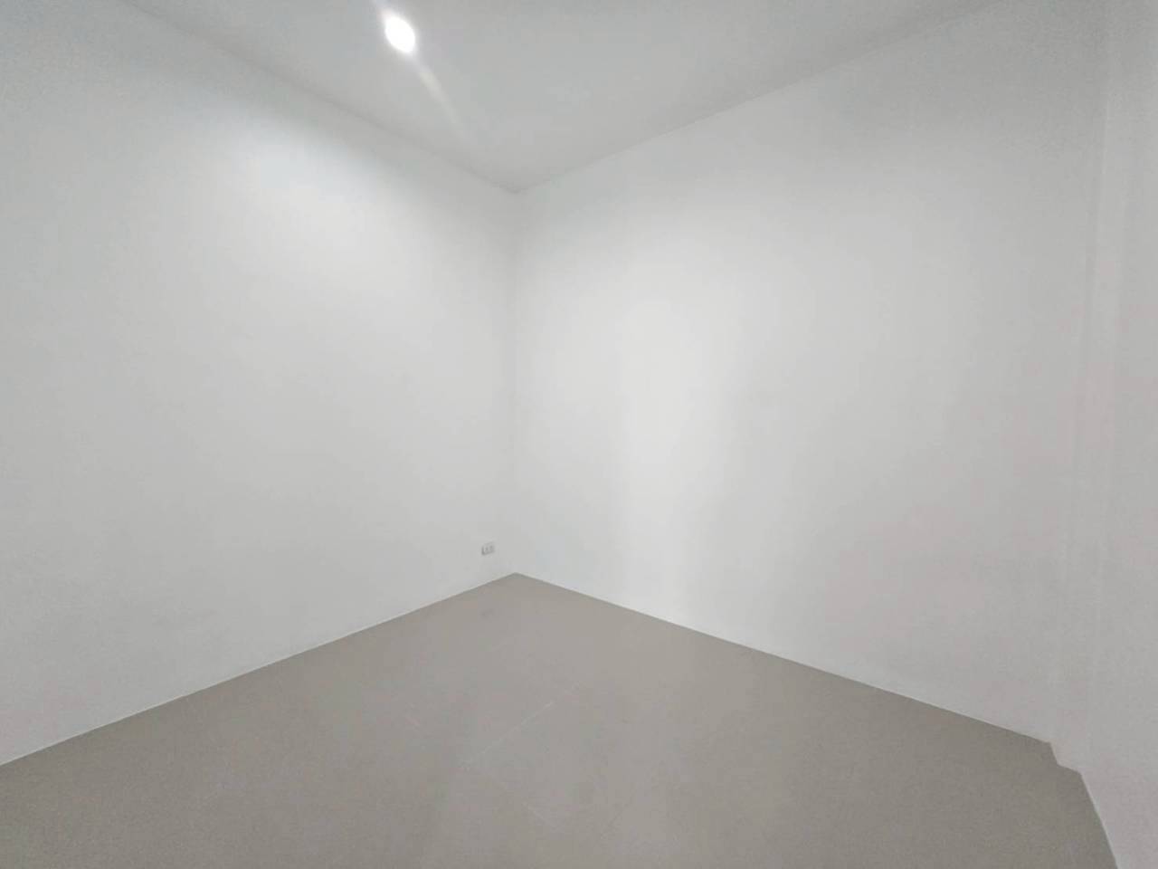 หมู่บ้านเดอะริชนากก WR-03642 5