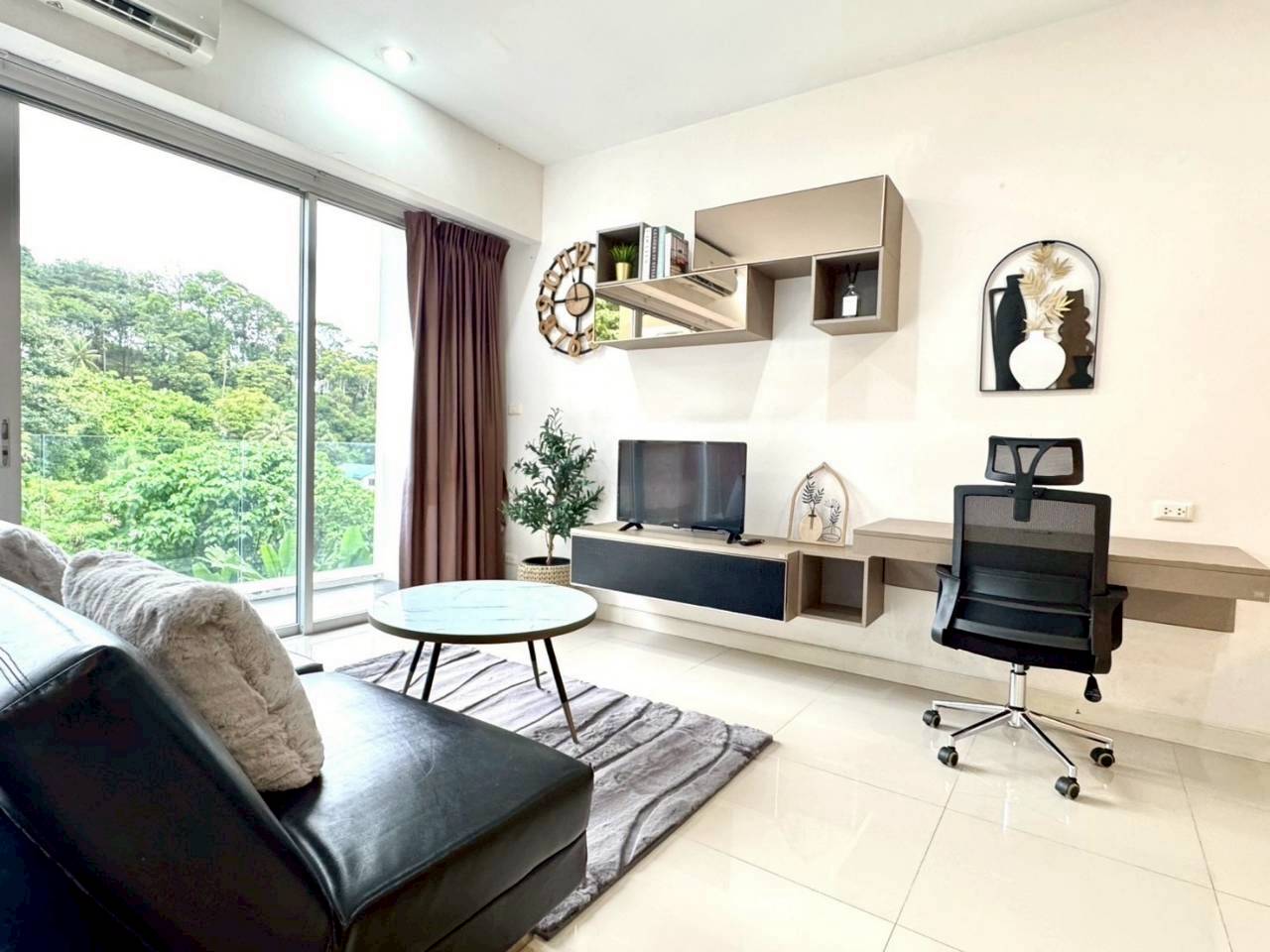 Chic Condominium WR-03649 2
