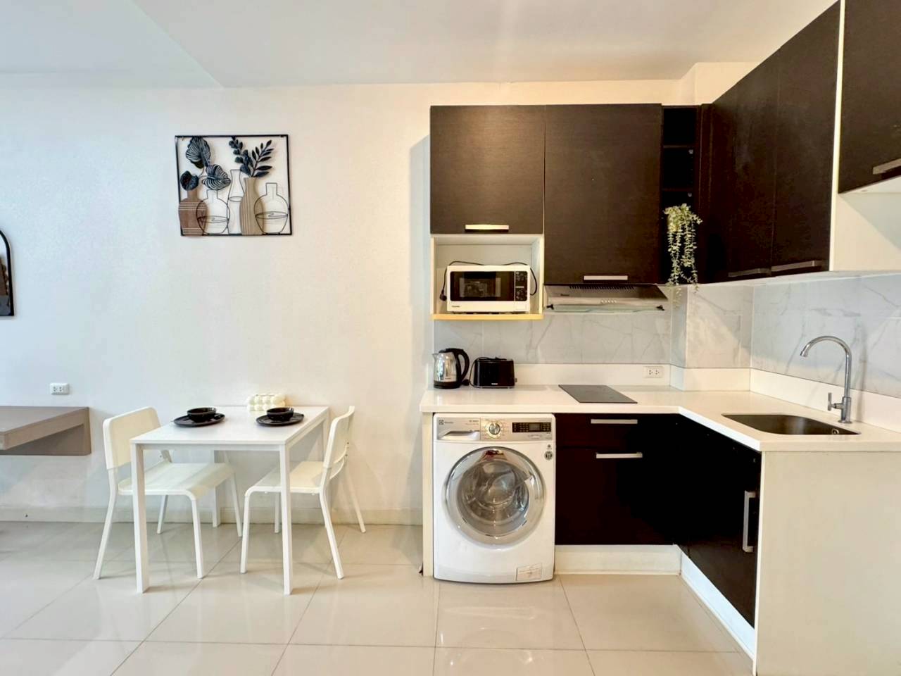 Chic Condominium WR-03649 6