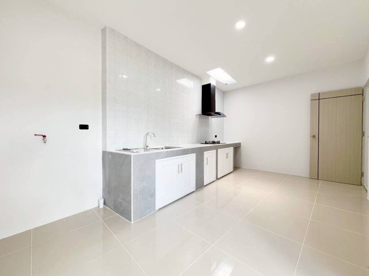 หมู่บ้านพูนทรัพย์ WR-03376 6