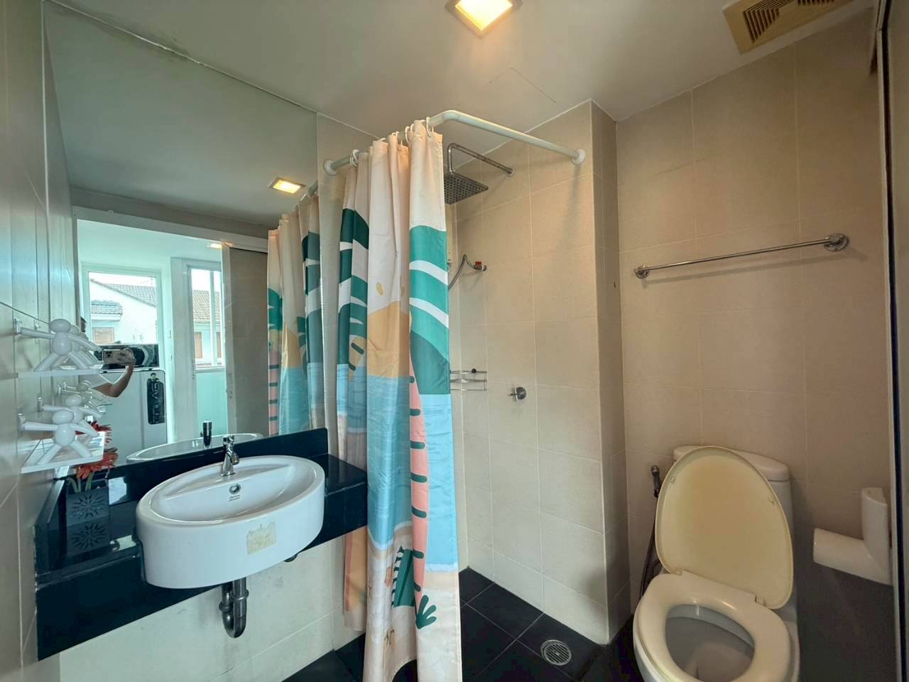 The Wide Condominium WR-03657 7