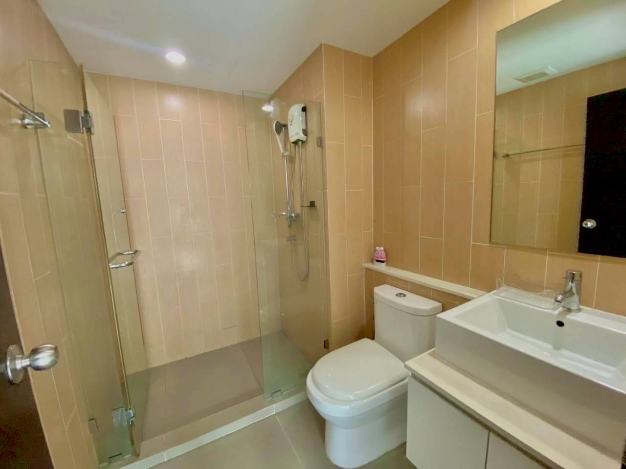 Centrio Condominium WR-03660 11