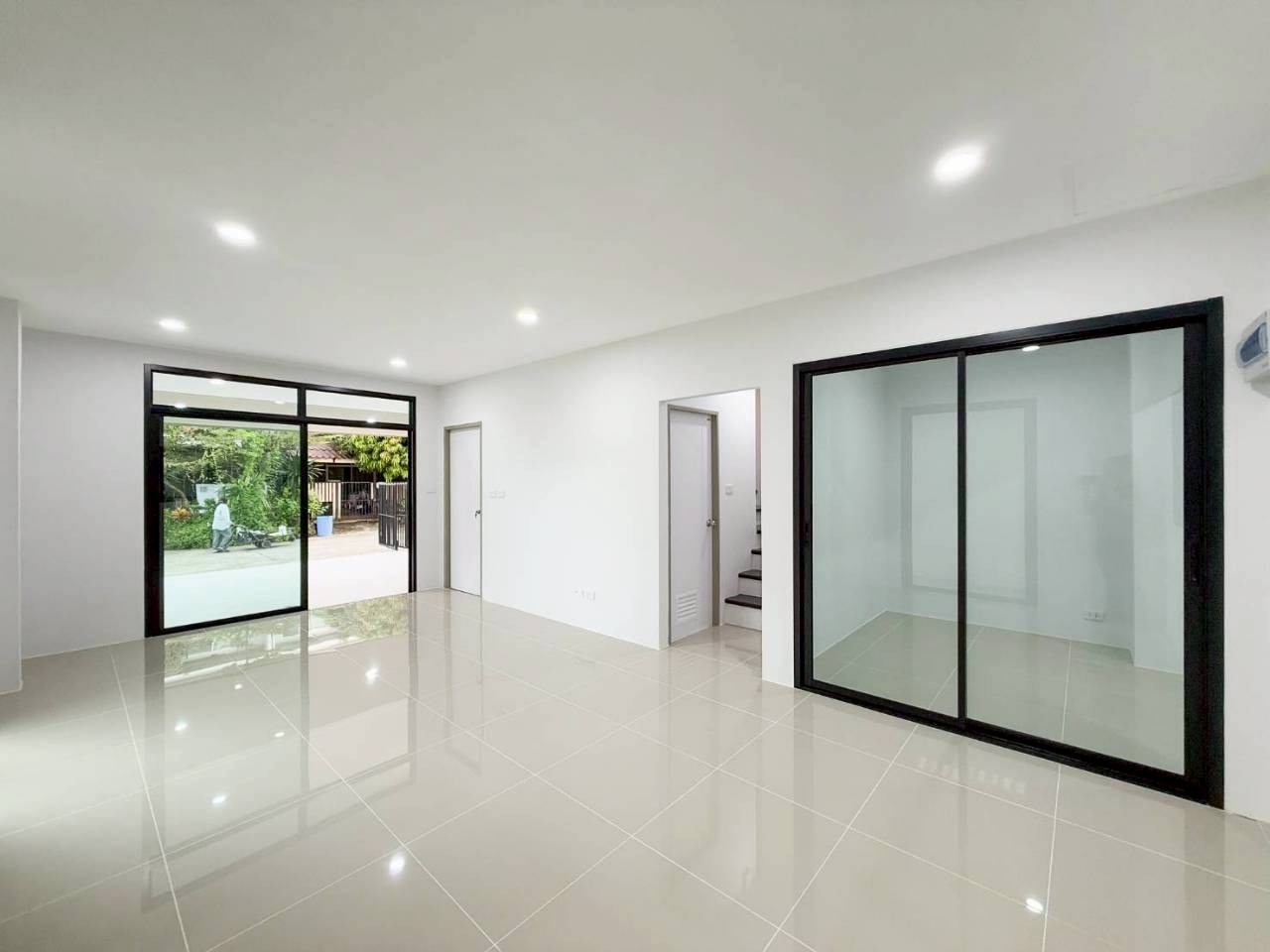 หมู่บ้านเจ้าฟ้าพรีเมียร์ เกาะแก้ว WR-03296 2