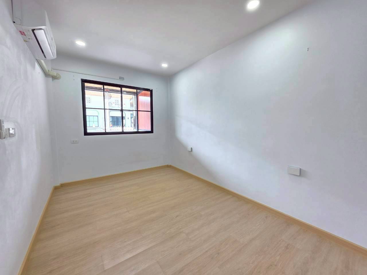 หมู่บ้านศุภาสิริ WR-03666 4