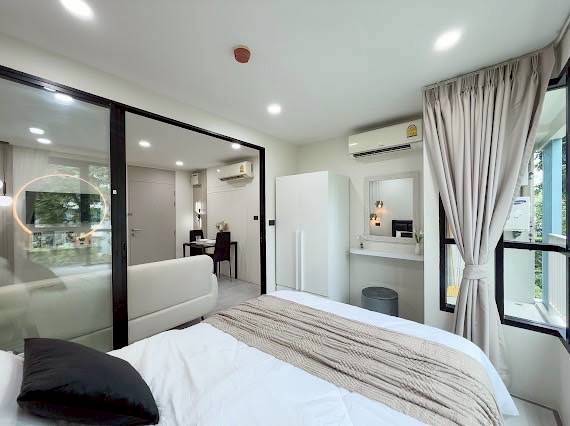 Centrio Condominium WR-03670 7
