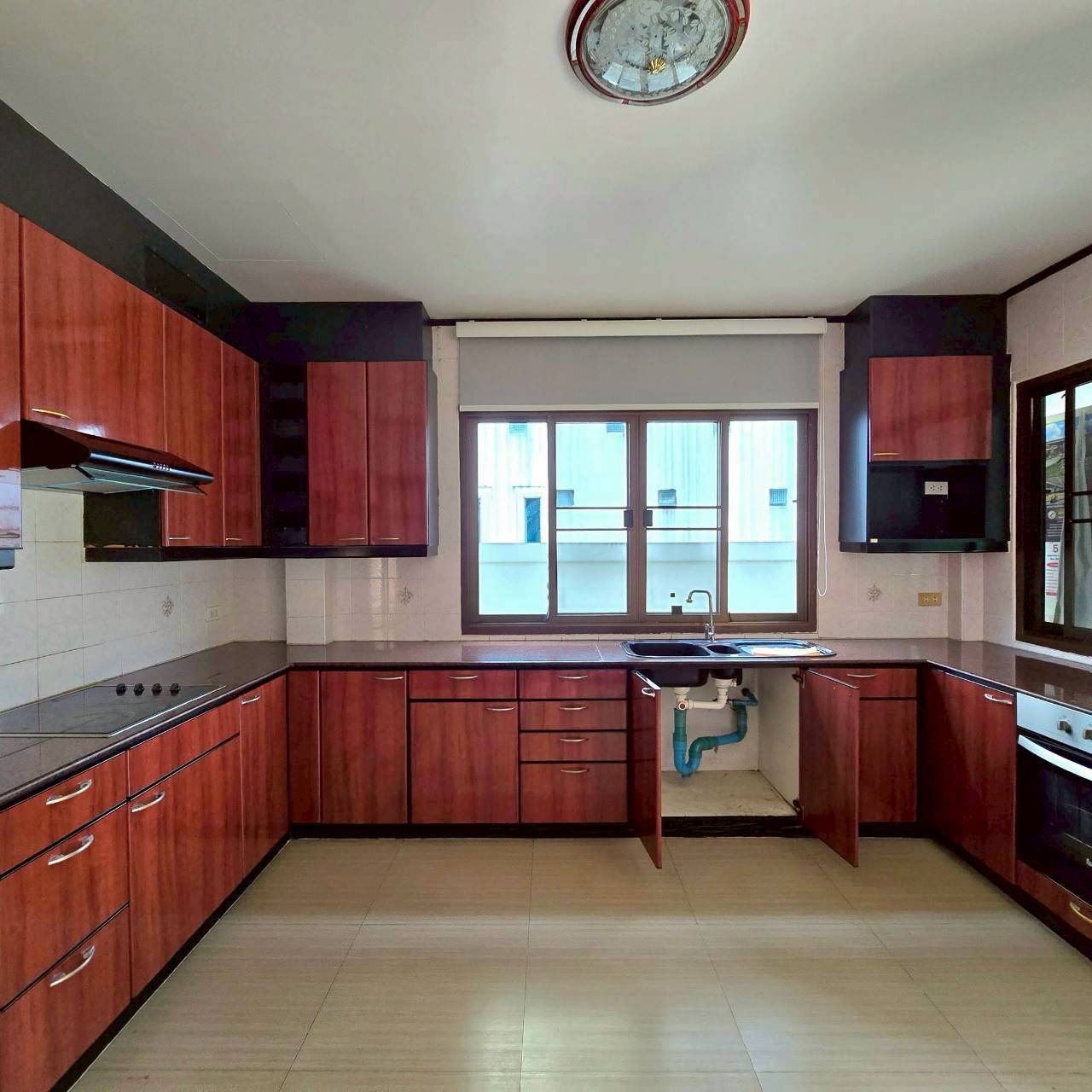 Land & House @ Chalong WR-03671 10