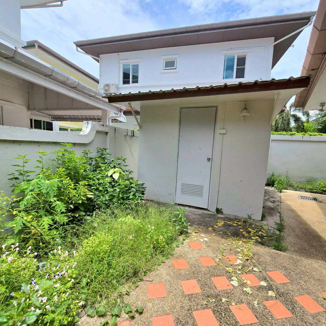 Land & House @ Chalong WR-03671 12