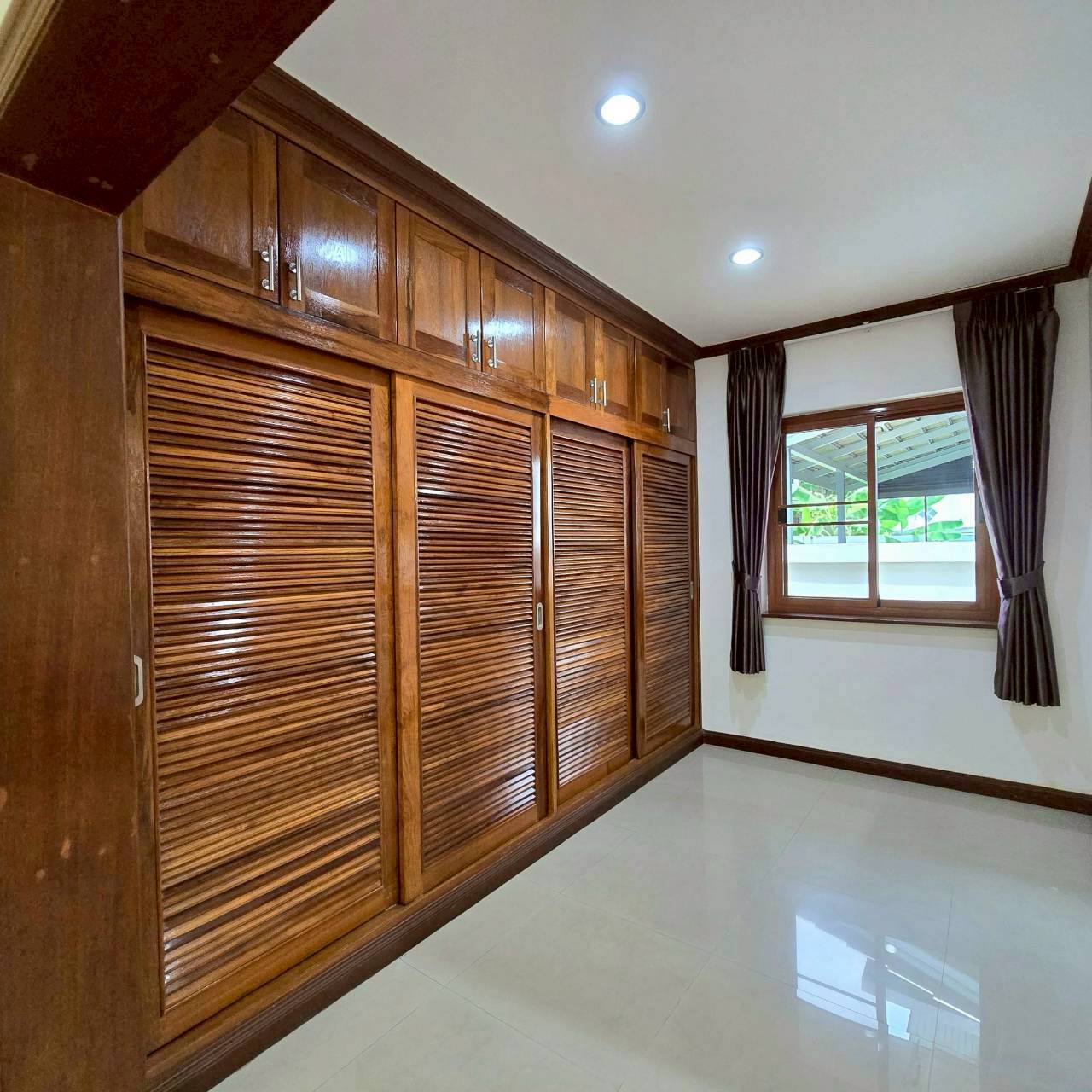 Land & House @ Chalong WR-03671 6