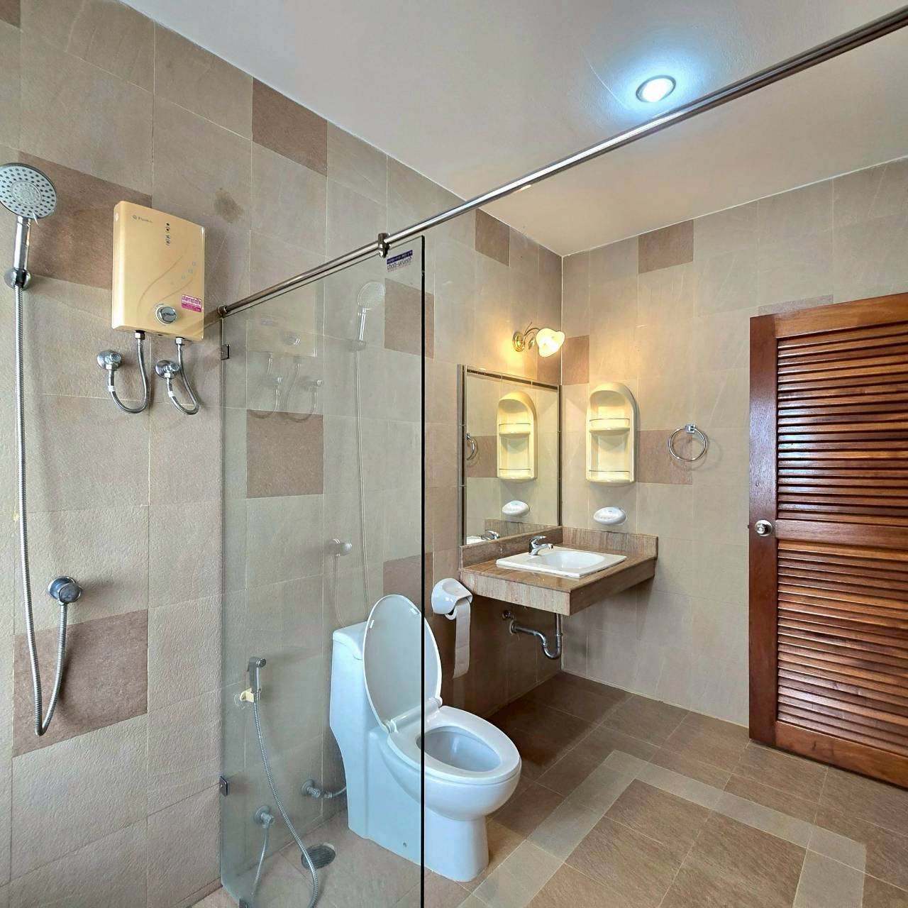 Land & House @ Chalong WR-03671 7