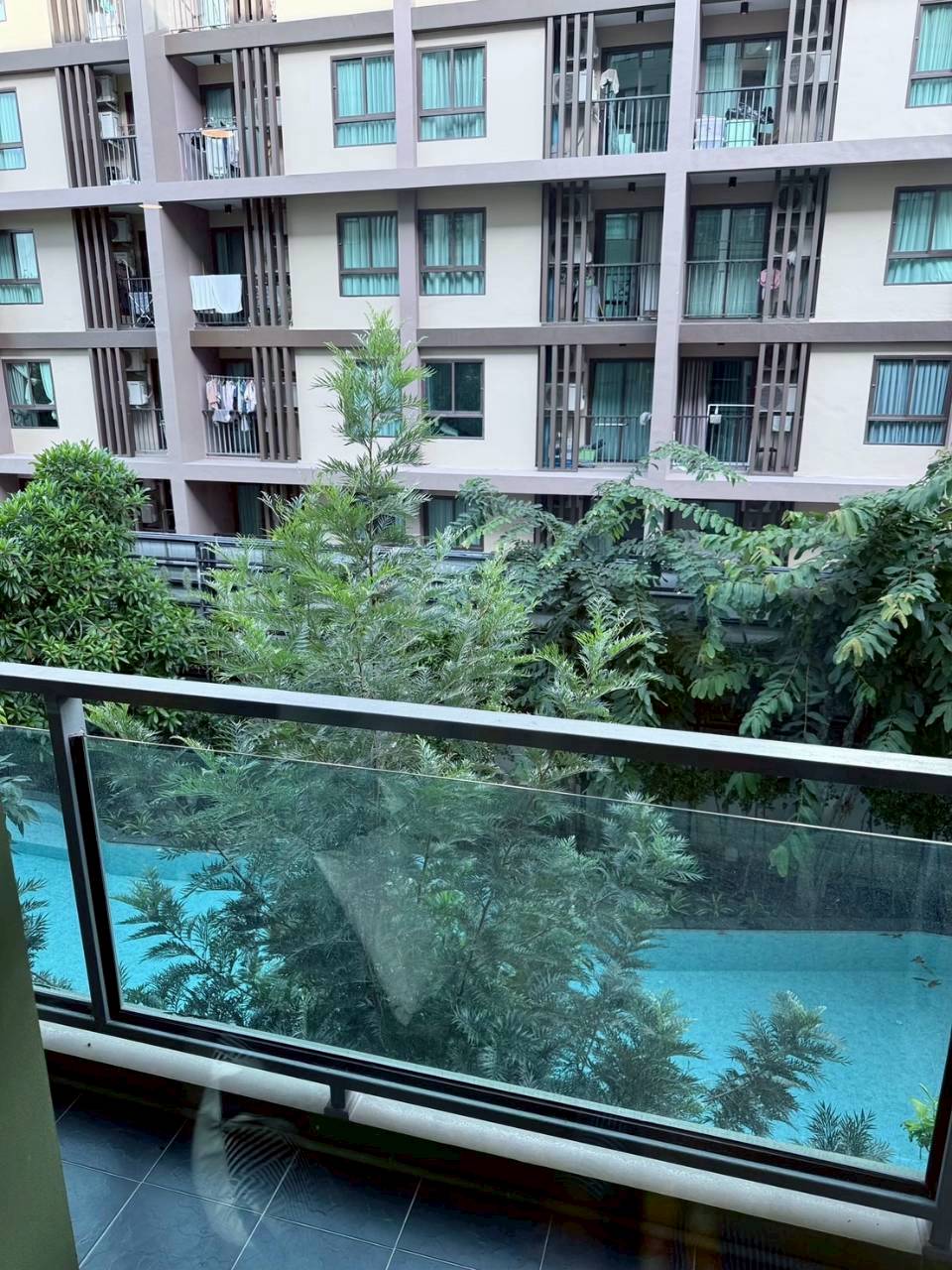 Space Condo WR-03672 12