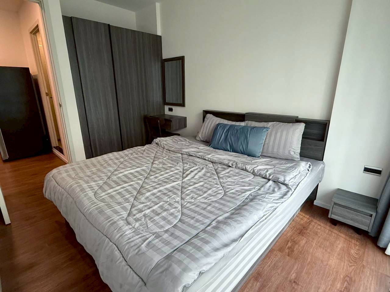 Space Condo WR-03672 2