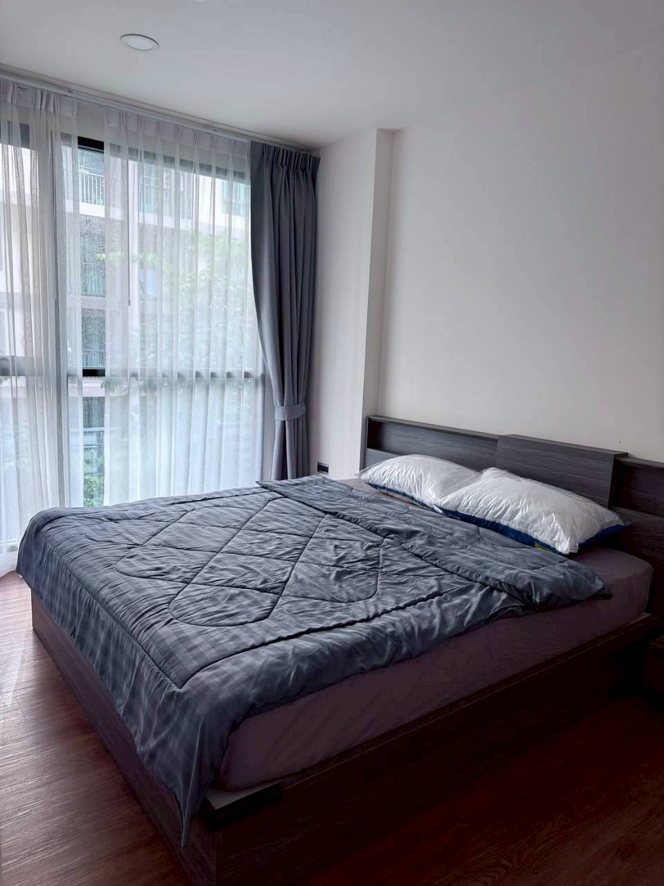 Space Condo WR-03672 3