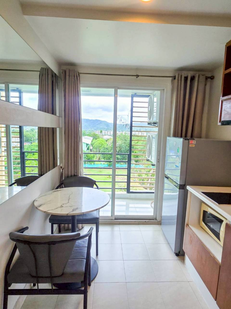Plus 2 Condominium WR-03681 11
