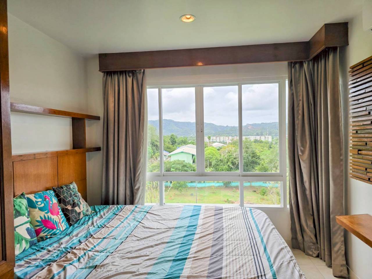 Plus 2 Condominium WR-03681 3