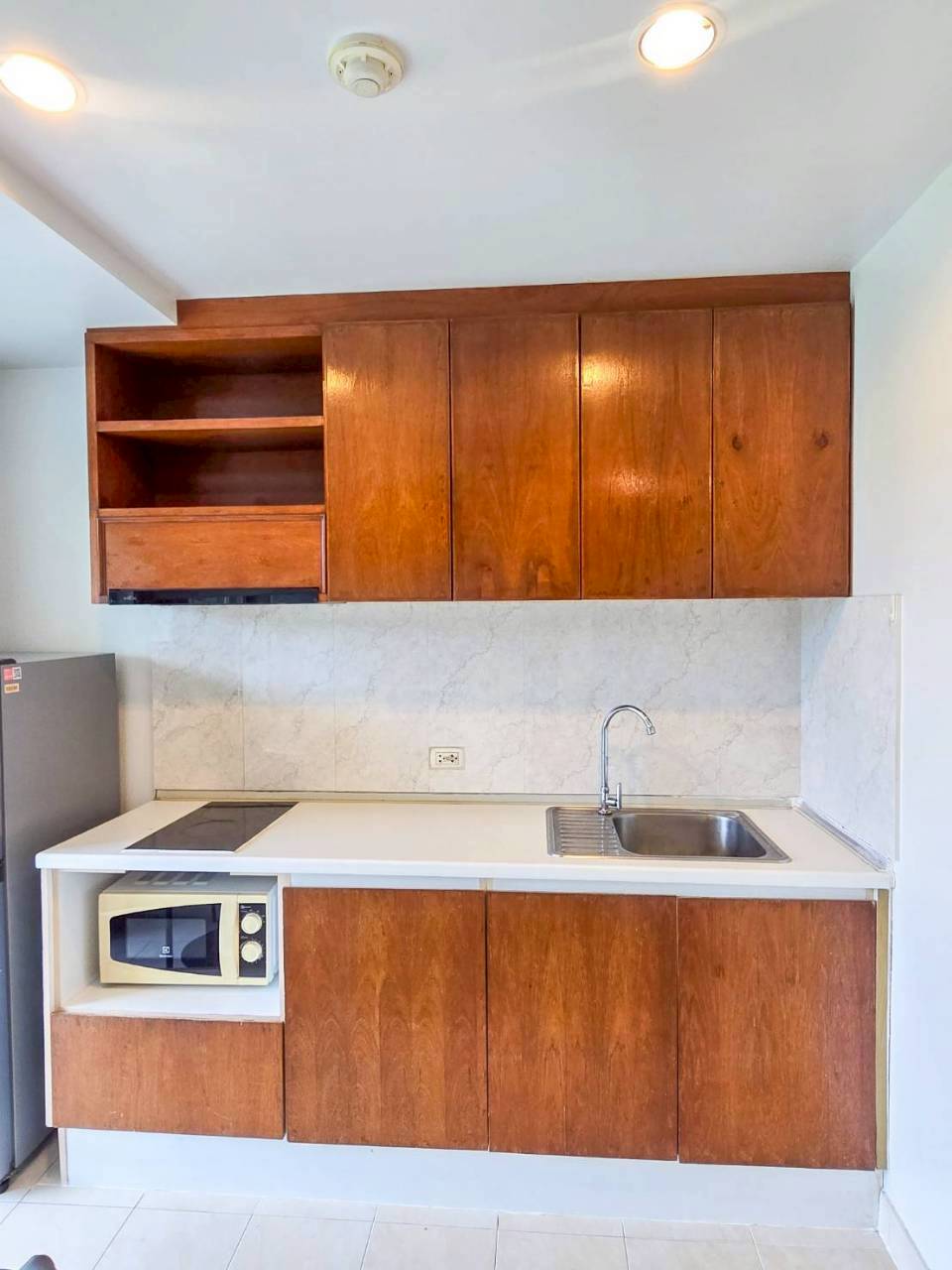 Plus 2 Condominium WR-03681 7