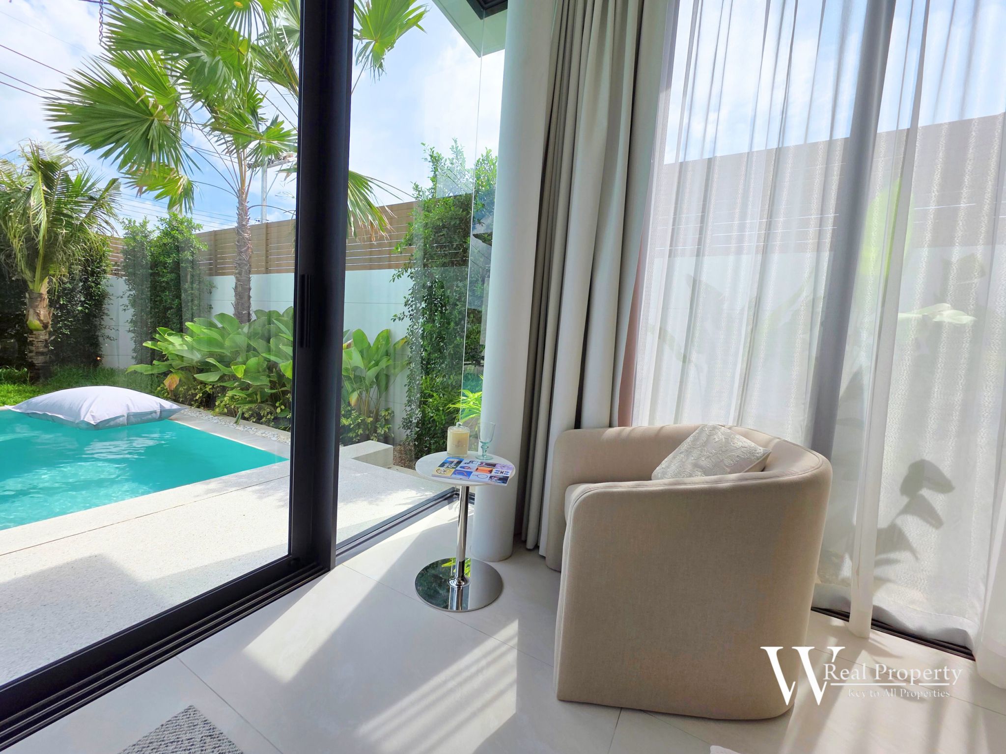 Brand New- Stunning luxury pool villa at Cherng talay Phuket 11
