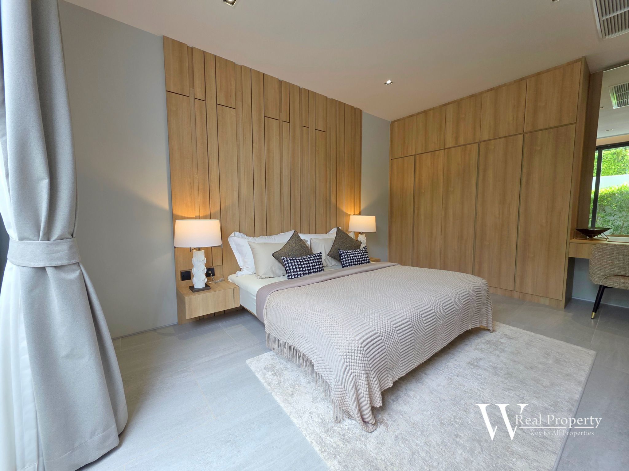 Stunning luxury pool villa at Cherng talay Phuket 4