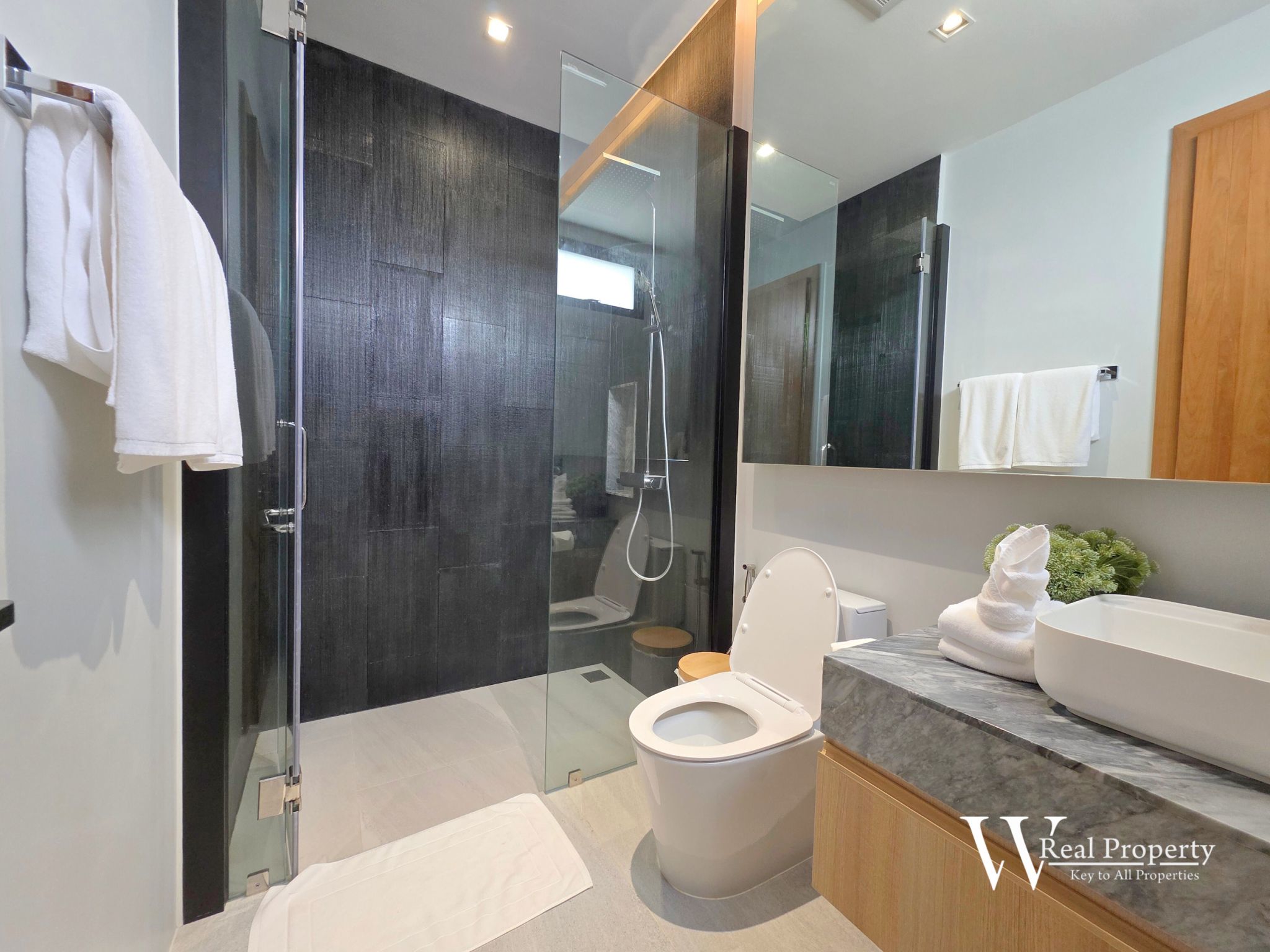 Stunning luxury pool villa at Cherng talay Phuket 6