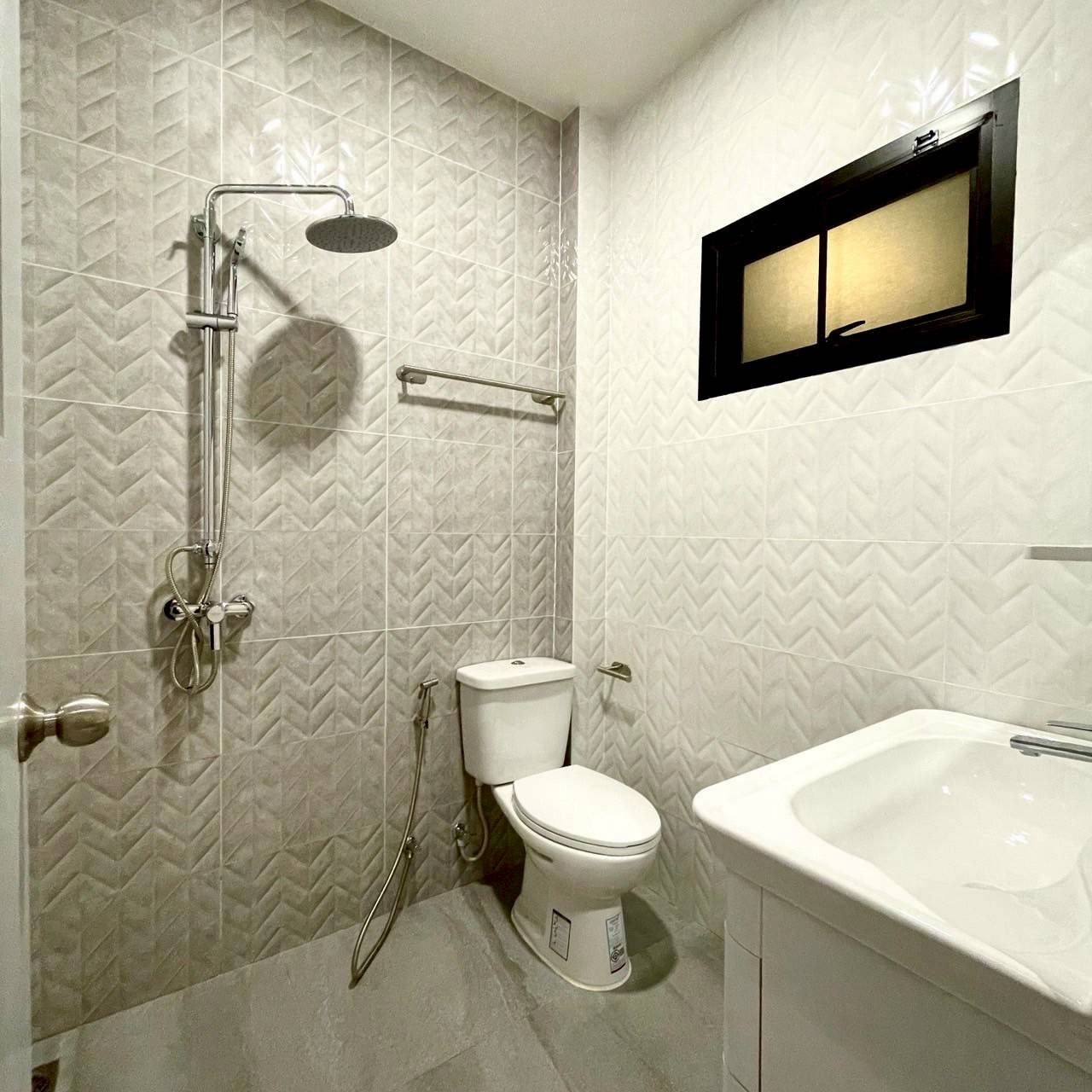 หมู่บ้านเคที นาบอน WR-03692 10