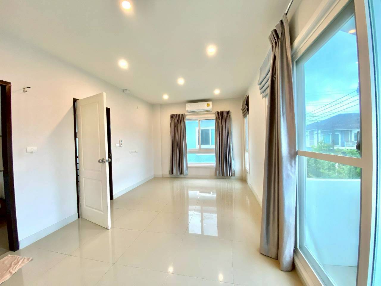 หมู่บ้านศุภาลัย เบลล่า เกาะแก้ว WR-03715 4