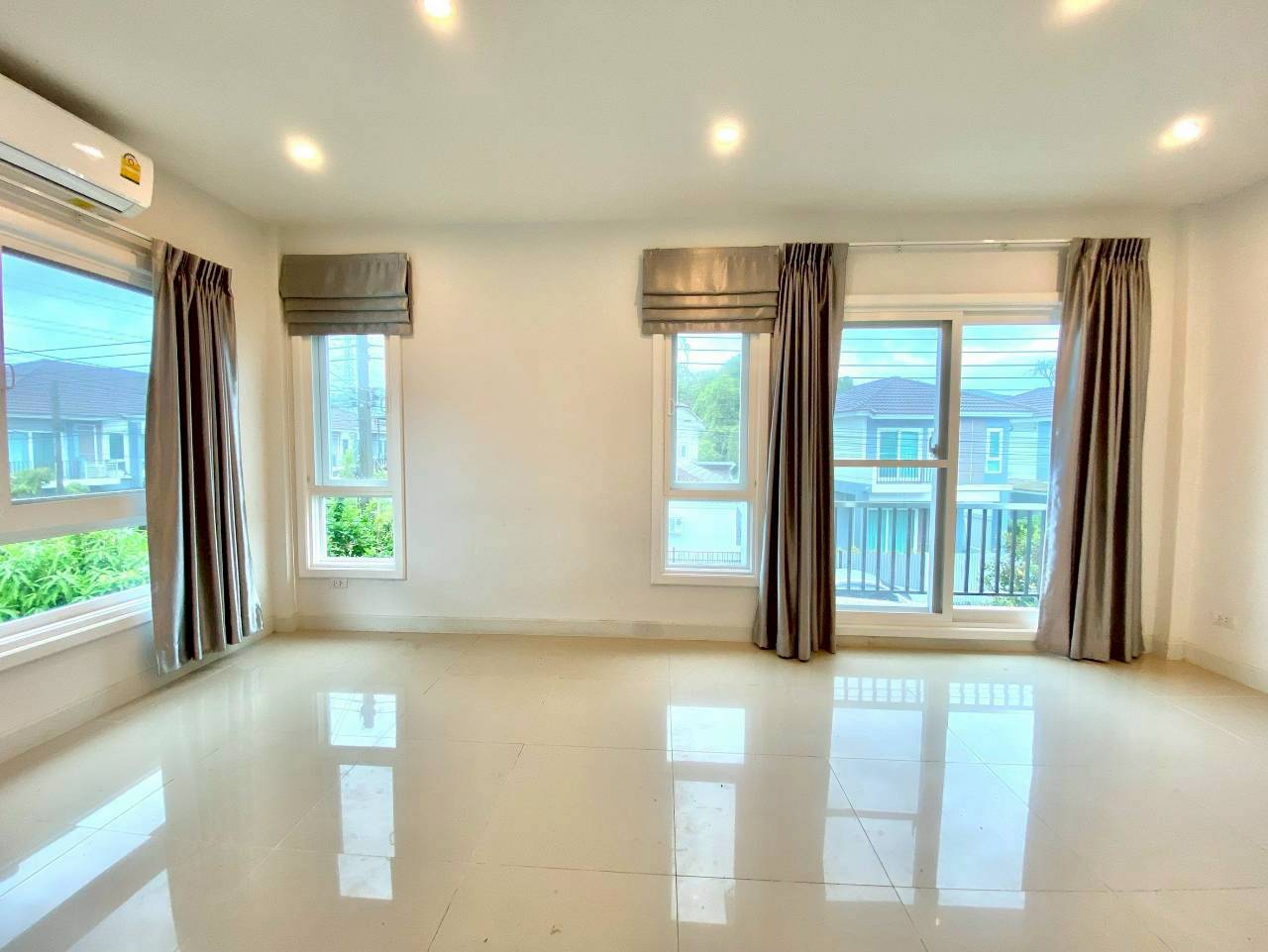 หมู่บ้านศุภาลัย เบลล่า เกาะแก้ว WR-03715 5