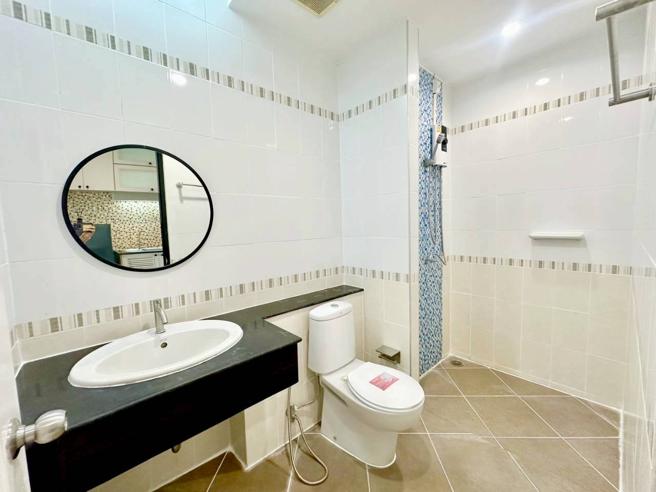 Phanason The Green Place Condominium WR-03618 9