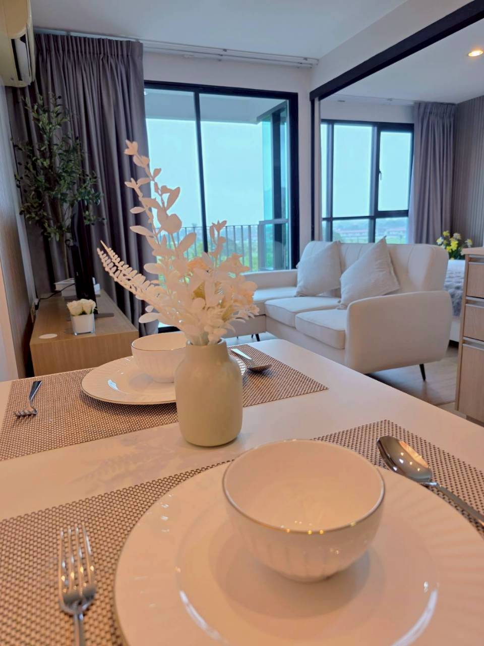 Centrio Condominium WR-03722 6