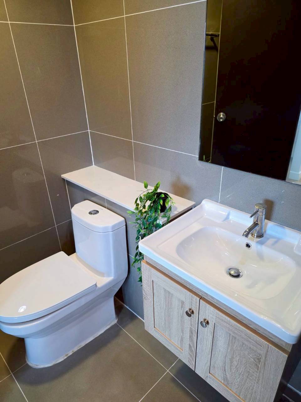 Centrio Condominium WR-03722 8