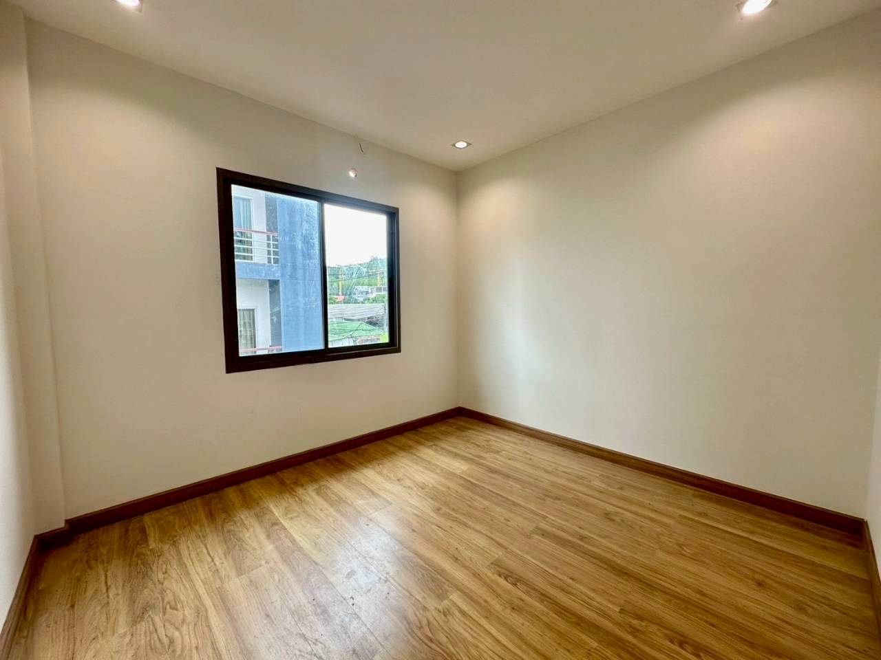 หมู่บ้านเนเจอร์เฮ้าส์ ฉลอง WR-03668 5