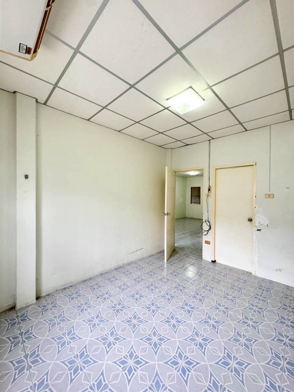 หมู่บ้านภูเก็ตวิลล่าแคลิฟอเนียร์ WR-03728 3