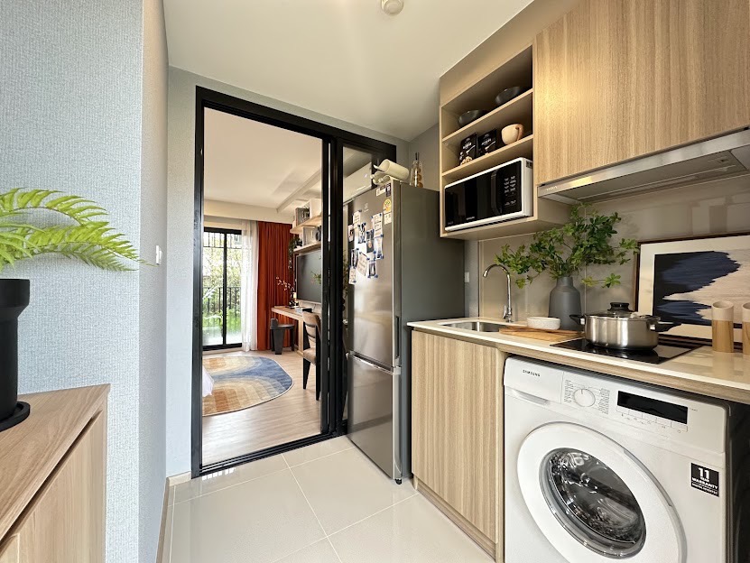 The Base Rise Condominium WR-03735 2
