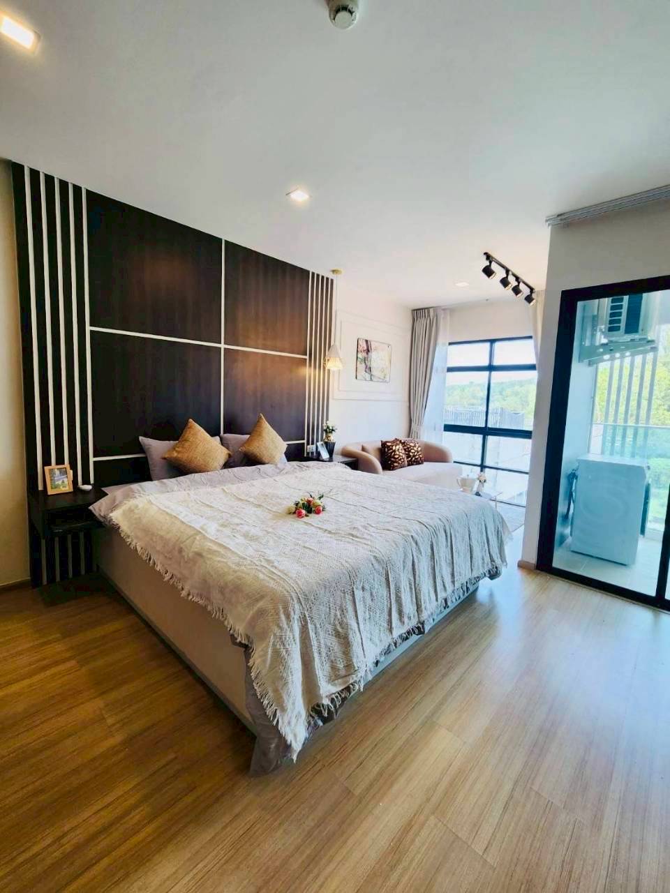 The Nice Condotel WR-03740 3