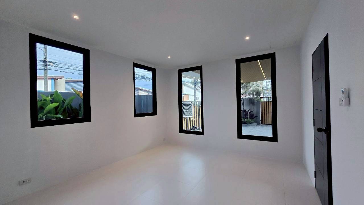 หมู่บ้านพูลทรัพย์ WR-03ุ636 4