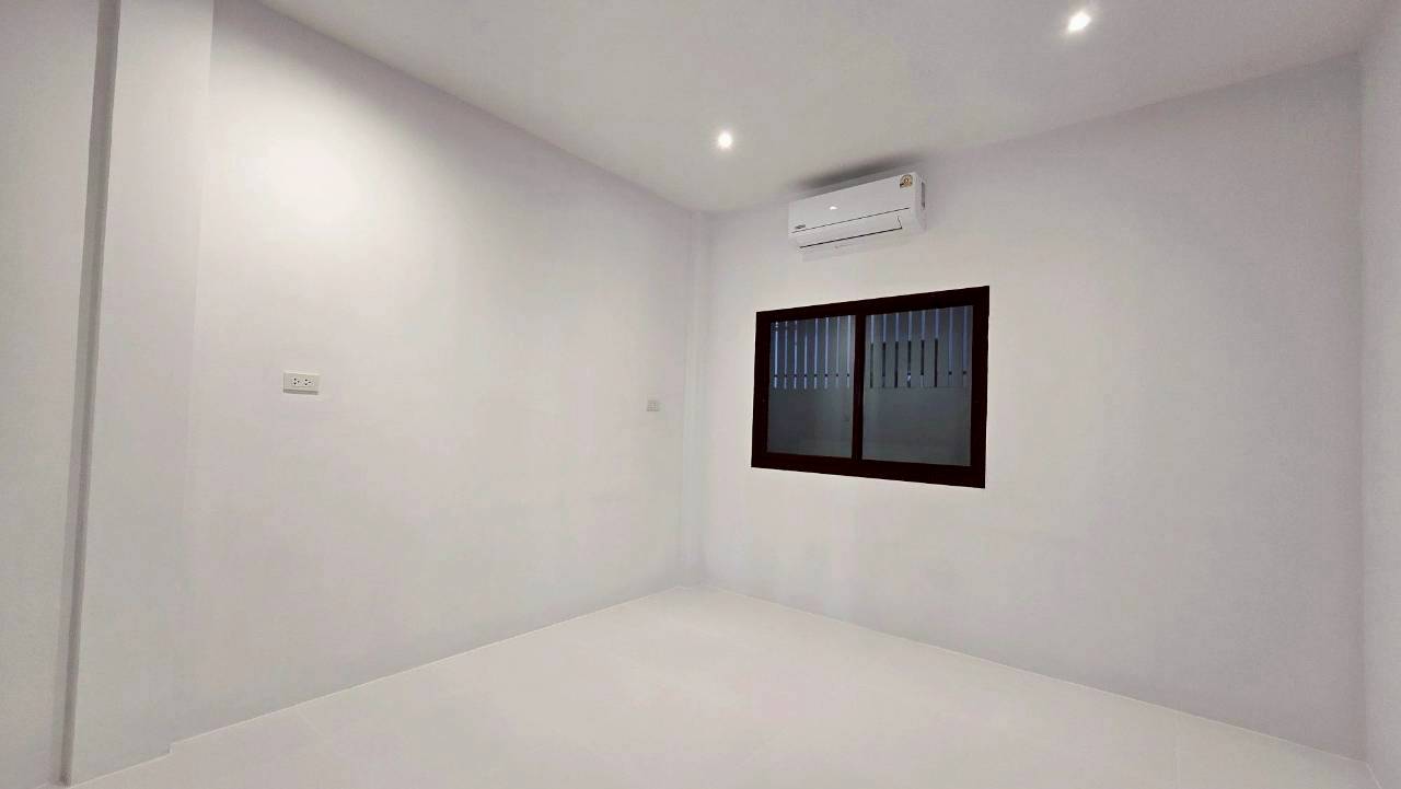 หมู่บ้านพูลทรัพย์ WR-03ุ636 8