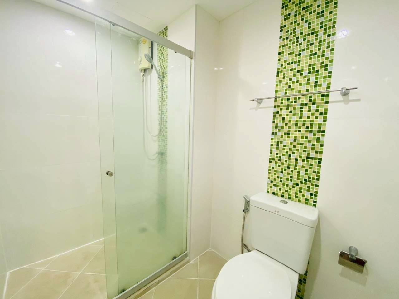 Plus 2 Condominium WR-03763 12