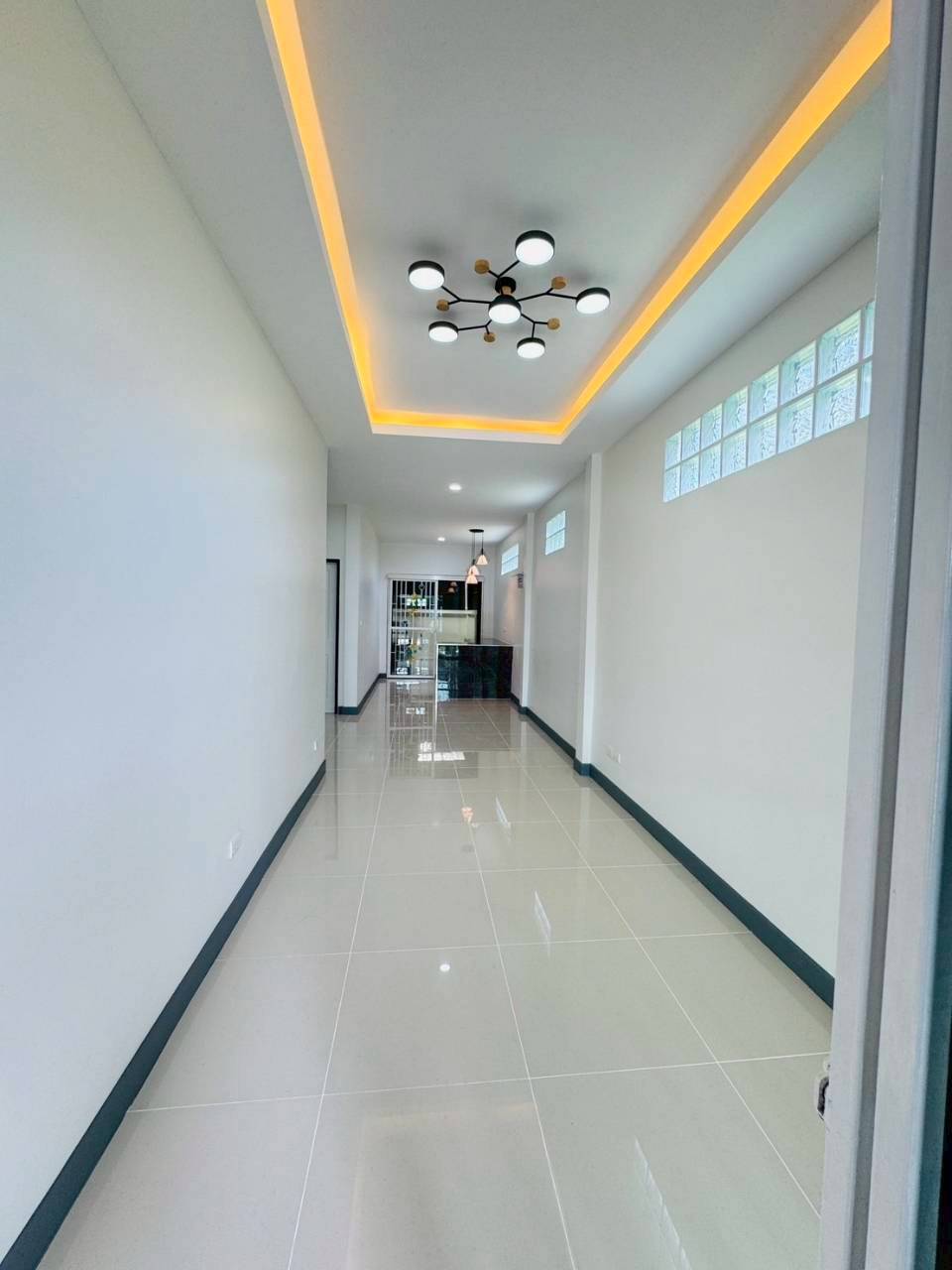 ทาวน์เฮาส์ชั้นเดียว โซนถลาง WR-03769 2