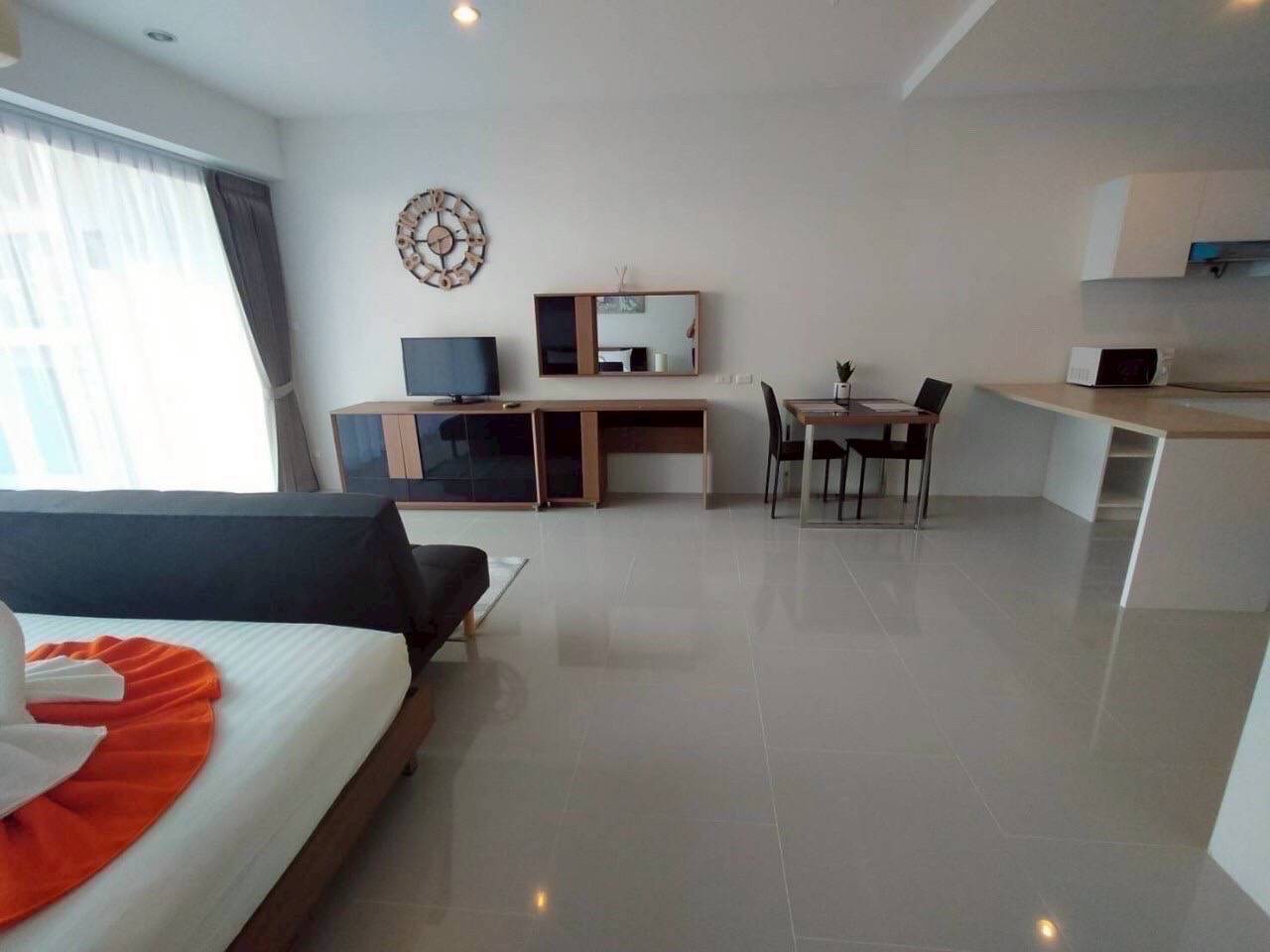 Chic Condominium WR-03774 5