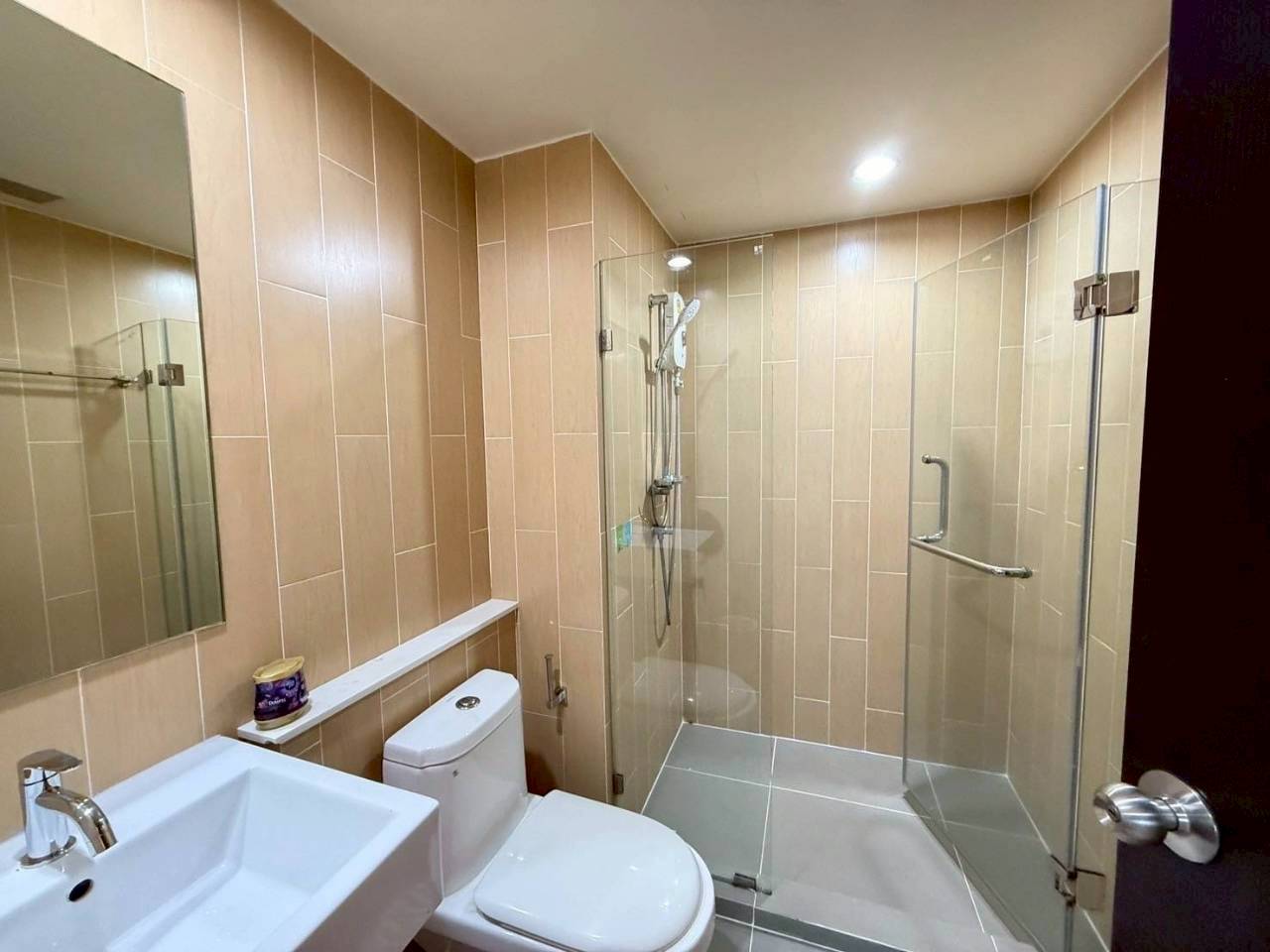 Centrio Condominium WR-03778 12
