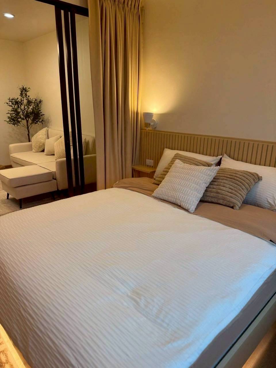 Centrio Condominium WR-03778 5