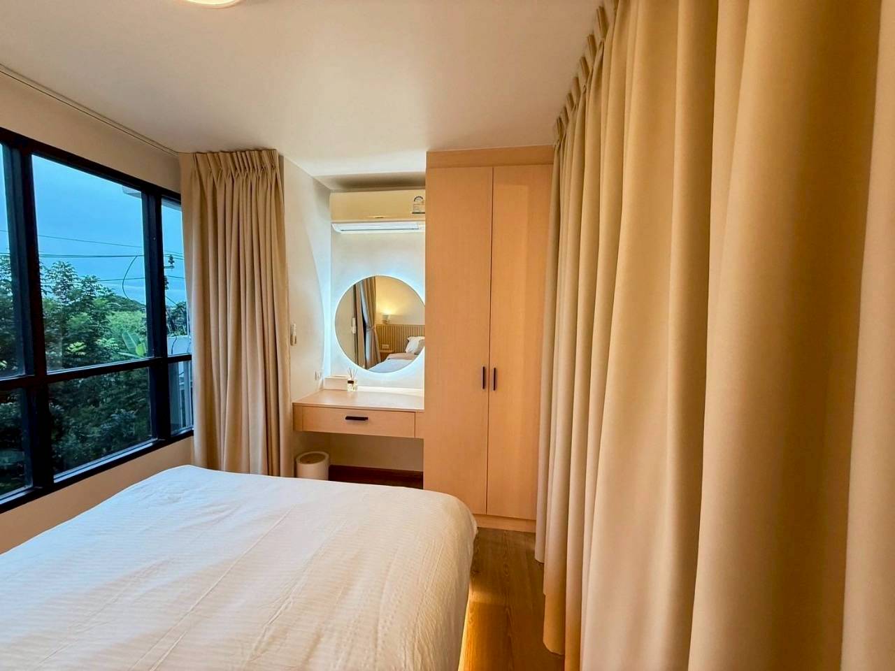 Centrio Condominium WR-03778 8