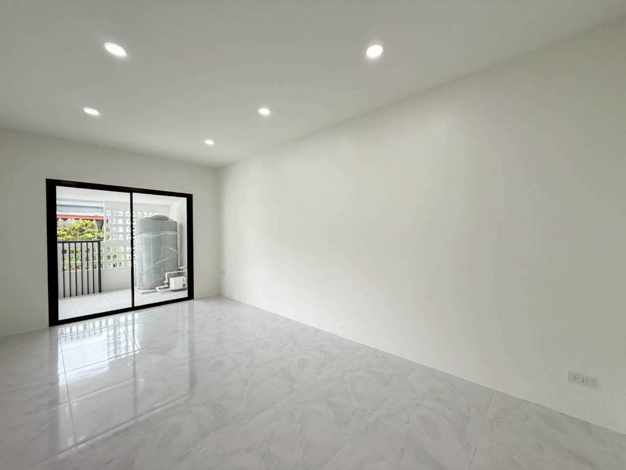 หมู่บ้านตะวันเพลส WR-03783 7