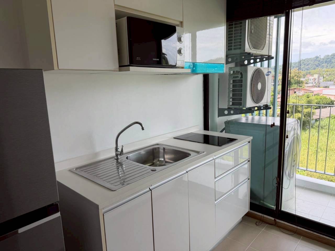 Centrio Condominium WR-03807 9