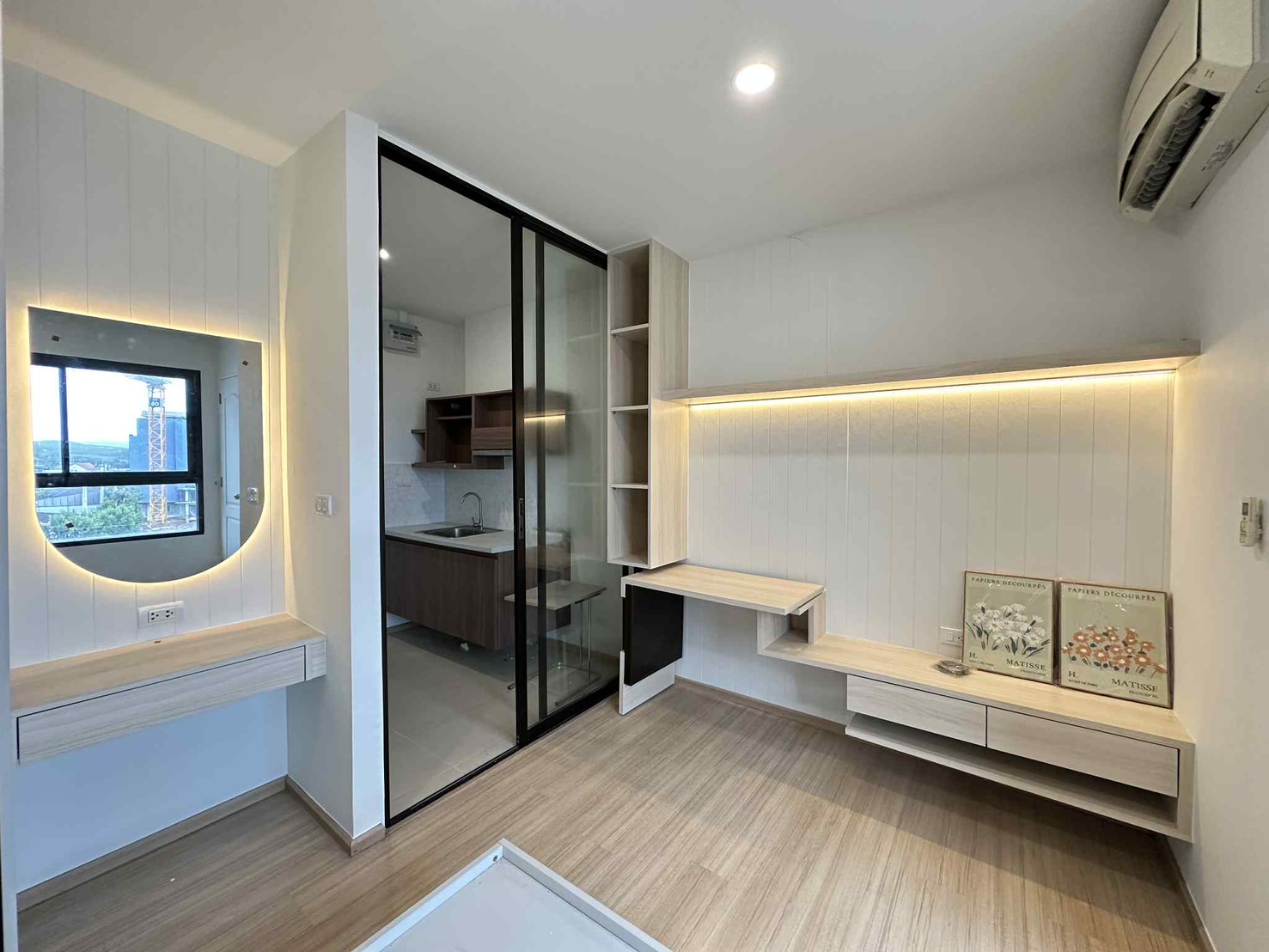 Zcape 1 Condominium WR-03820 3