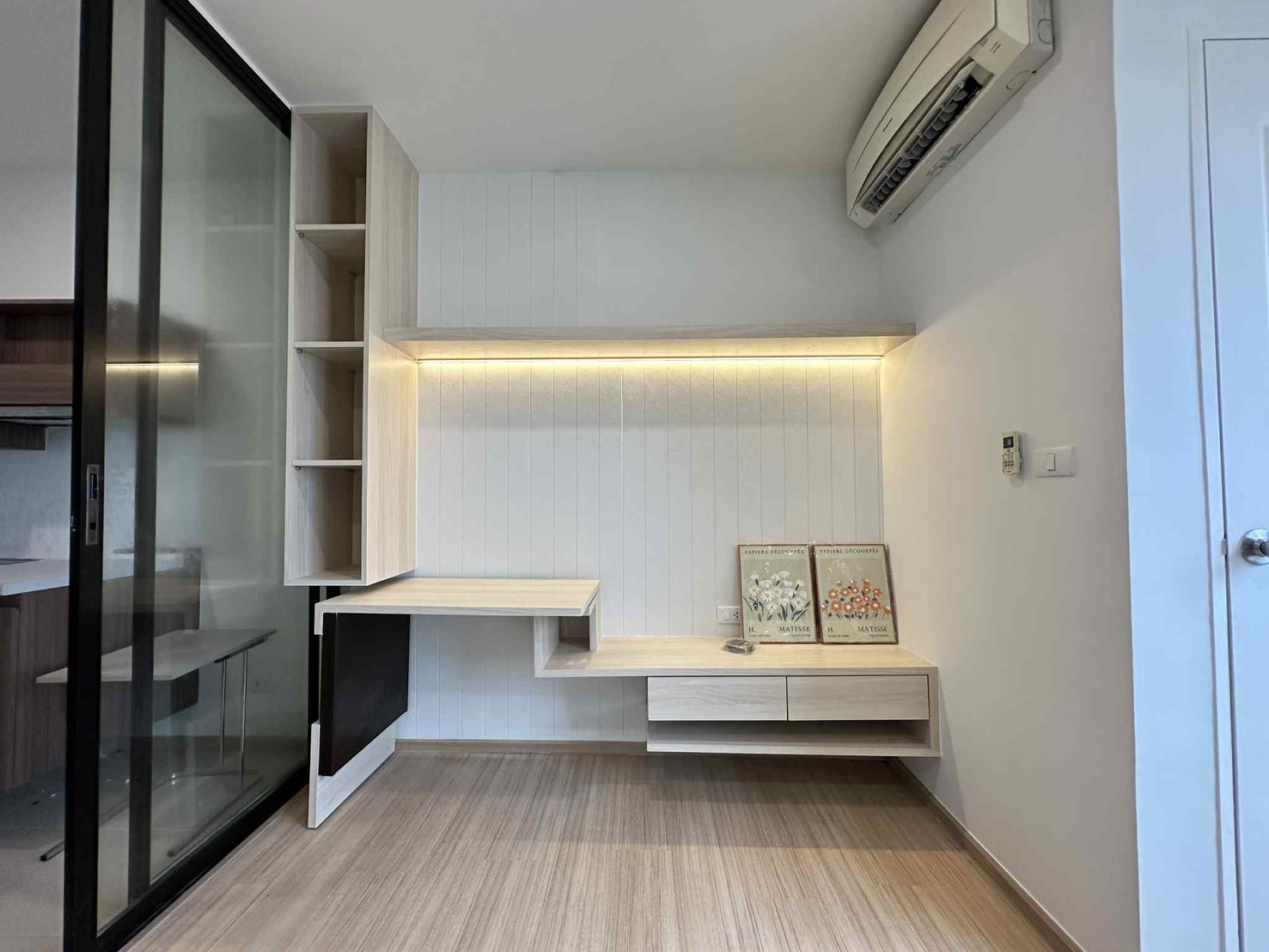 Zcape 1 Condominium WR-03820 4