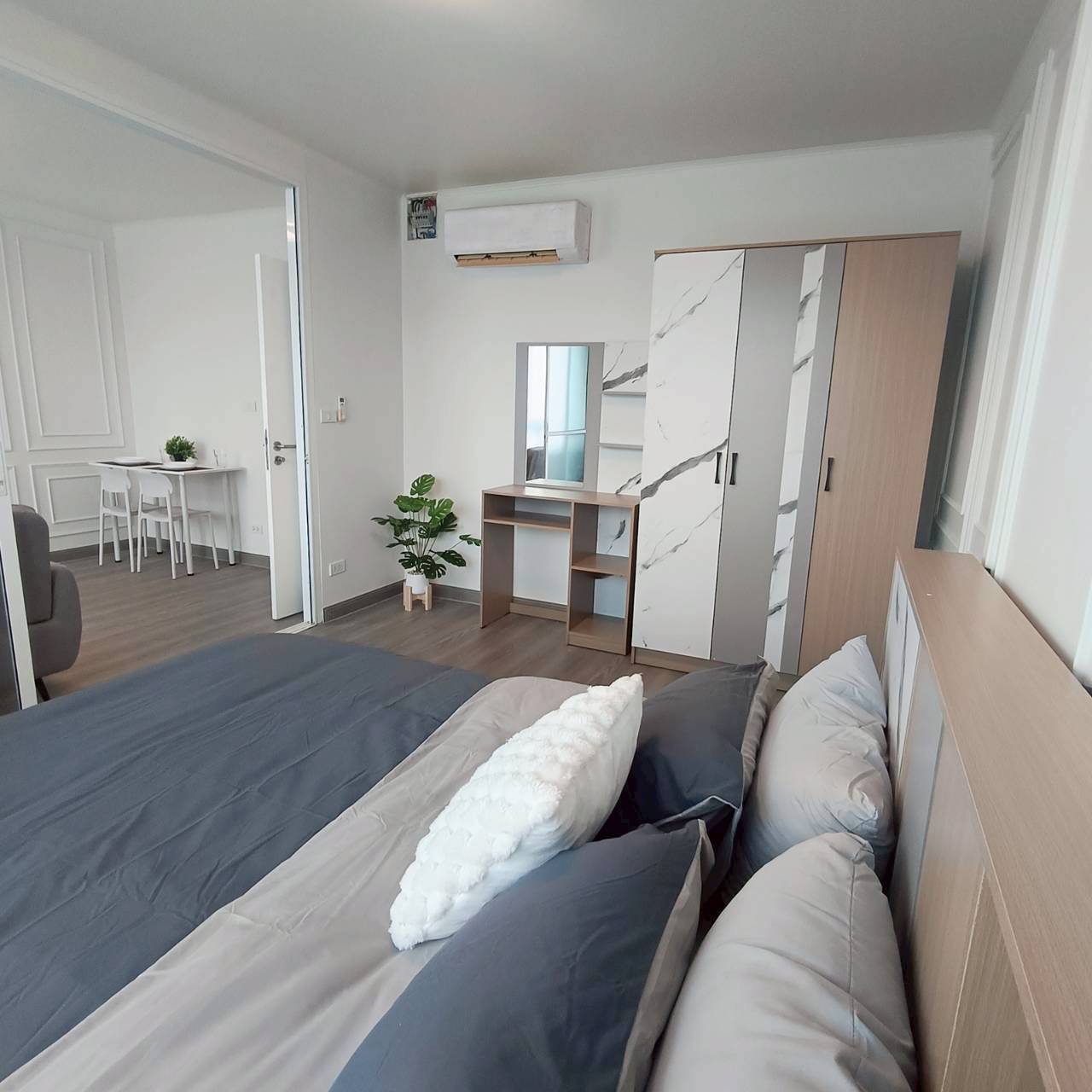 The Wide Condominium WR-03825 7