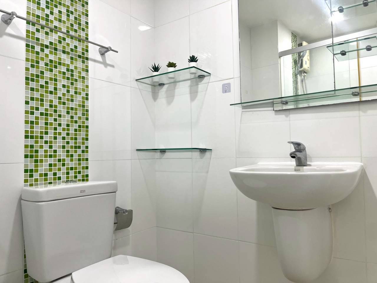Plus 2 Condominium WR-03830 11