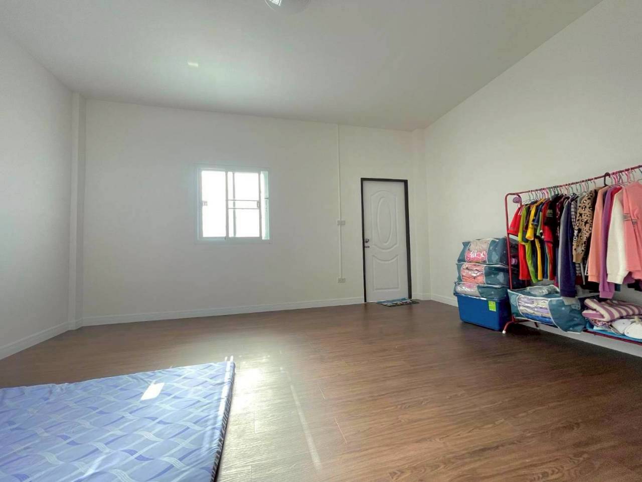 หมู่บ้านเทพบุรี กู้กู WR-03834 6