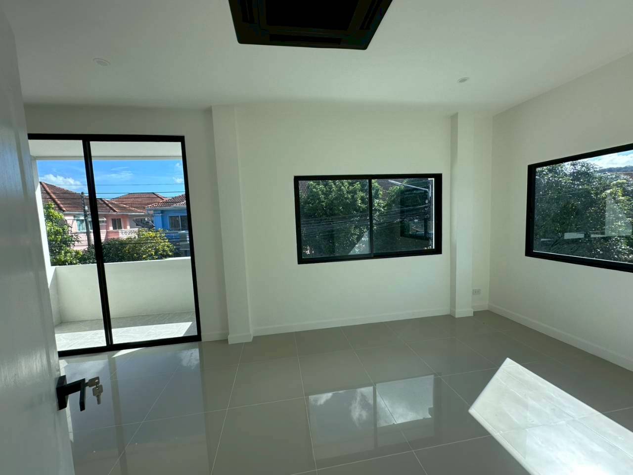 หมู่บ้านดุสิตบุรี WR-03702 7