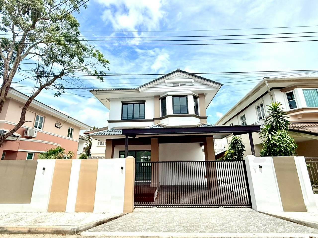 Land & House @ Chalong WR-03851 1