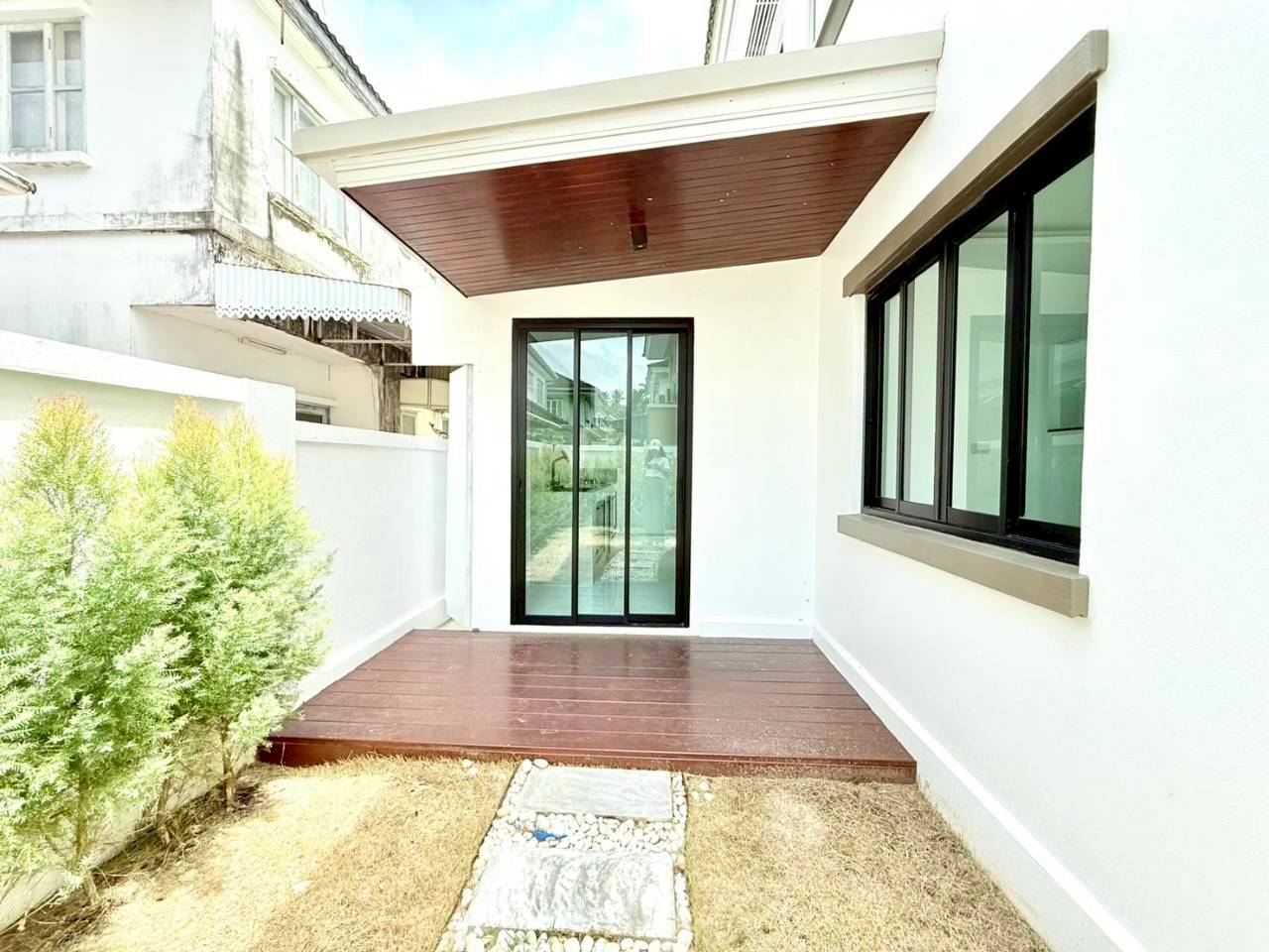 Land & House @ Chalong WR-03851 11